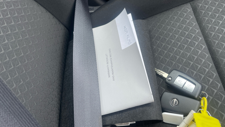 Nissan Juke 1.0 DiG-T Acenta Premium 5dr Petrol Hatchback